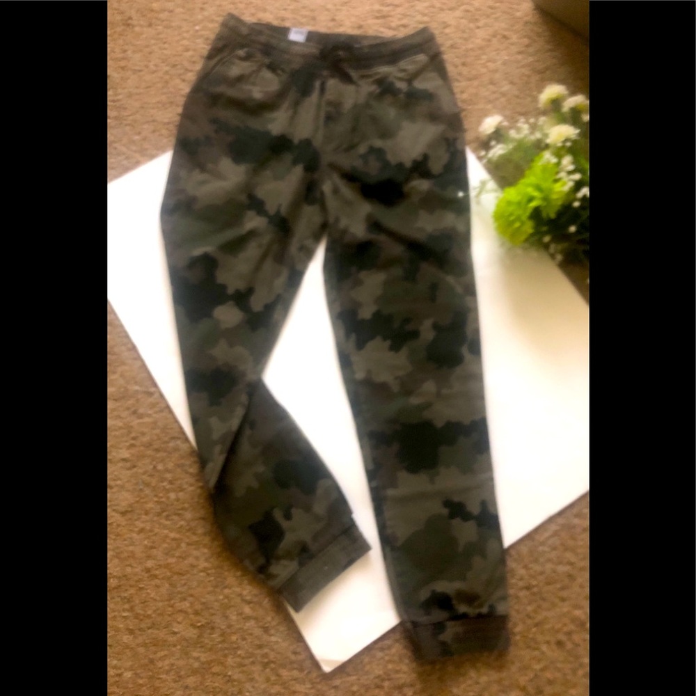 Hurley Boy’s Camo Print Jogger Pants